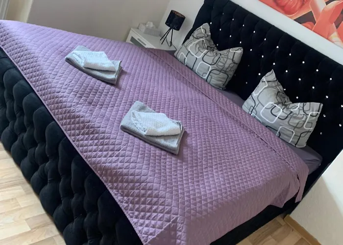 Gemuetliche Burg bei Magdeburg