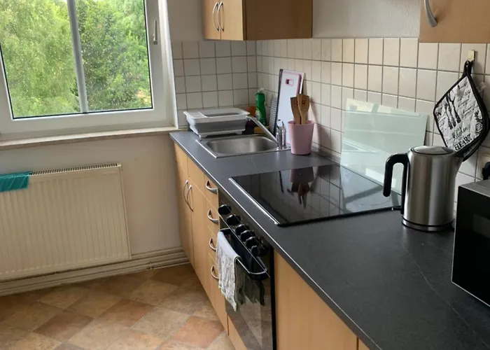 Gemuetliche Burg bei Magdeburg